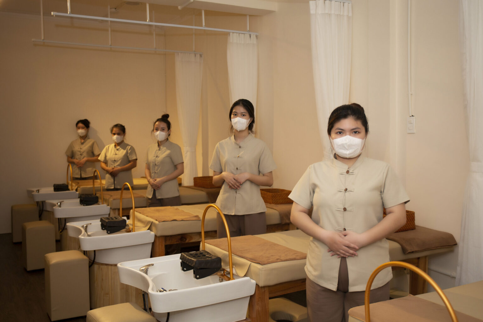 giá gội đầu dưỡng sinh​